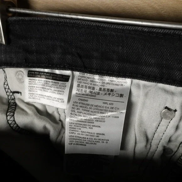 Levi's 511 Slim Fit Dark Wash Jeans Mens Size 36x30 Button Fly Cotton Blend - Picture 7 of 8